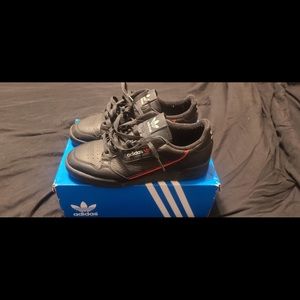 Adidas continental 80